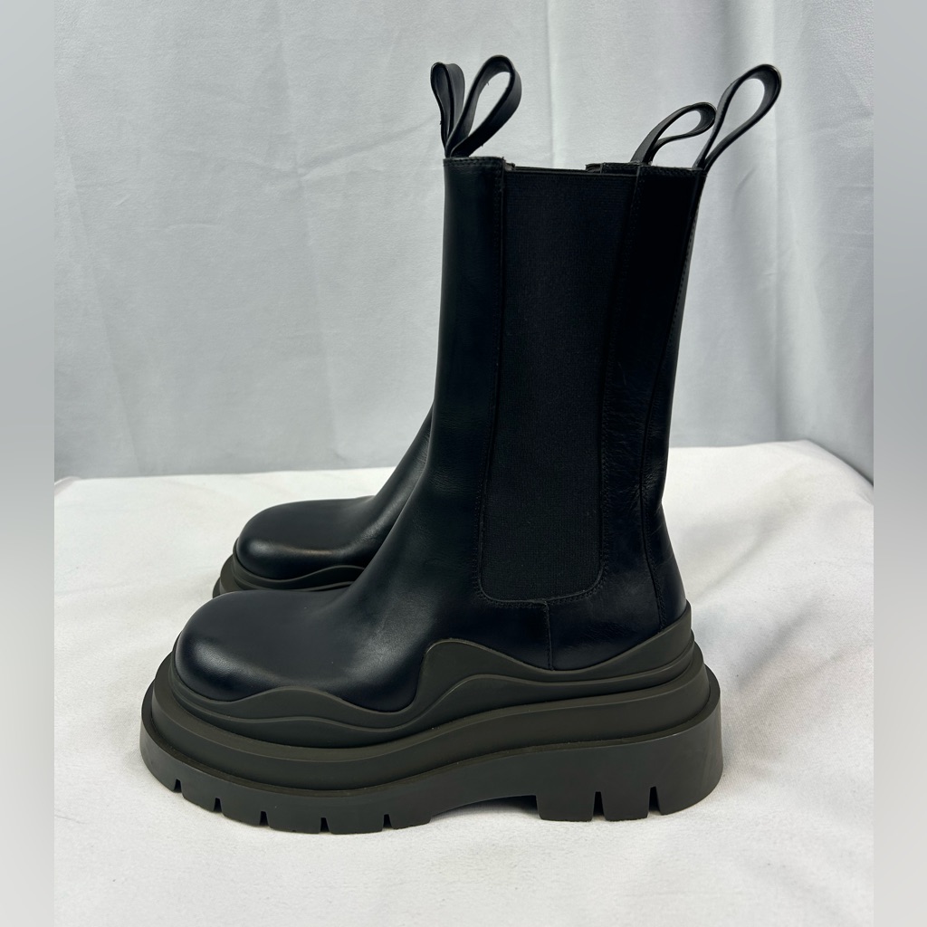 Bottega Veneta Bottega Veneta Tire Chelsea Boots
